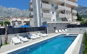 Apartments Villa Nova With Pool